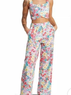 Floral Square-Neck Pastel set